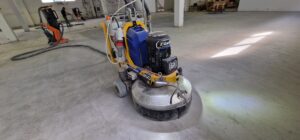 Slefuire pardoseala in depozit