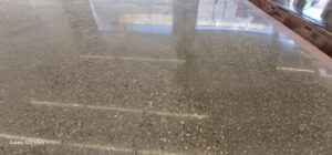 Pardoseala cu beton finisat